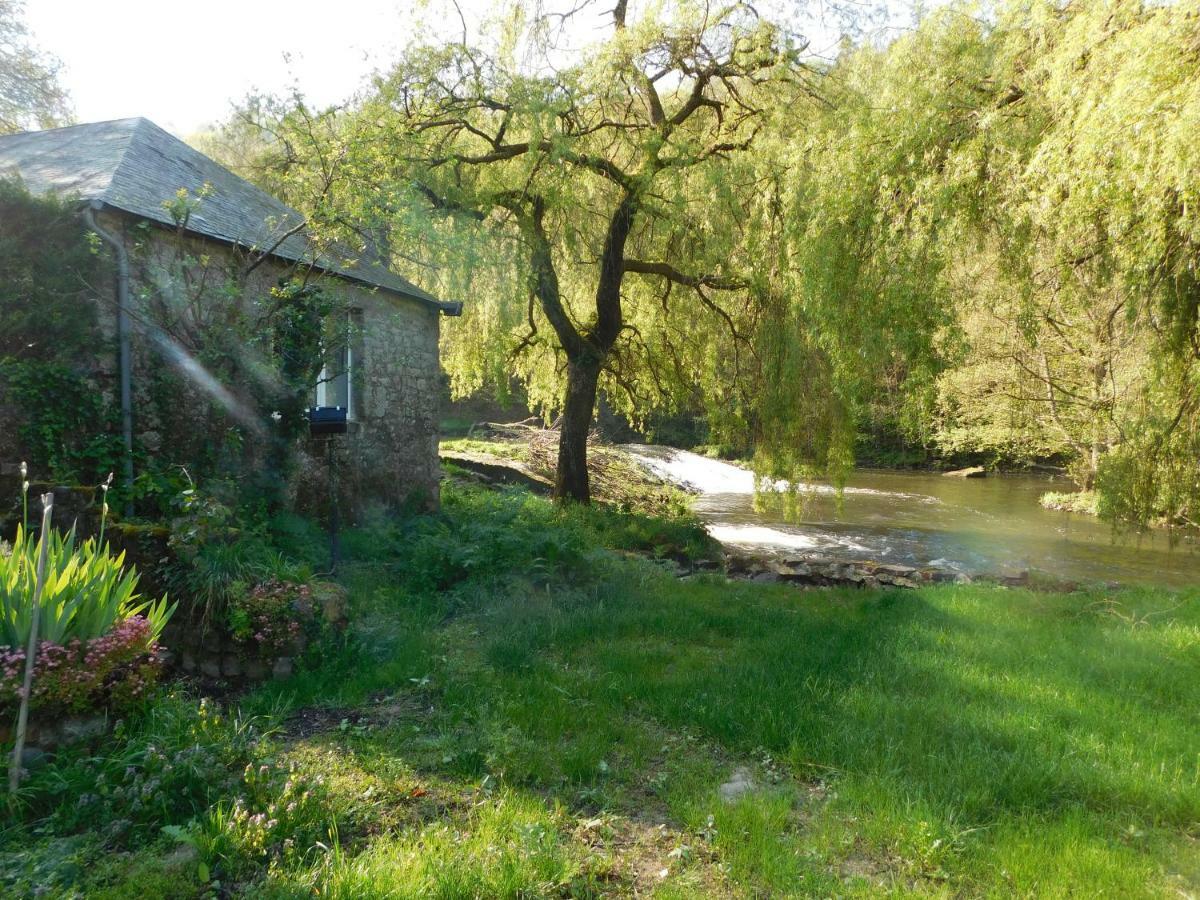 Le Moulin L'Eveque Villa Campeaux Exterior photo